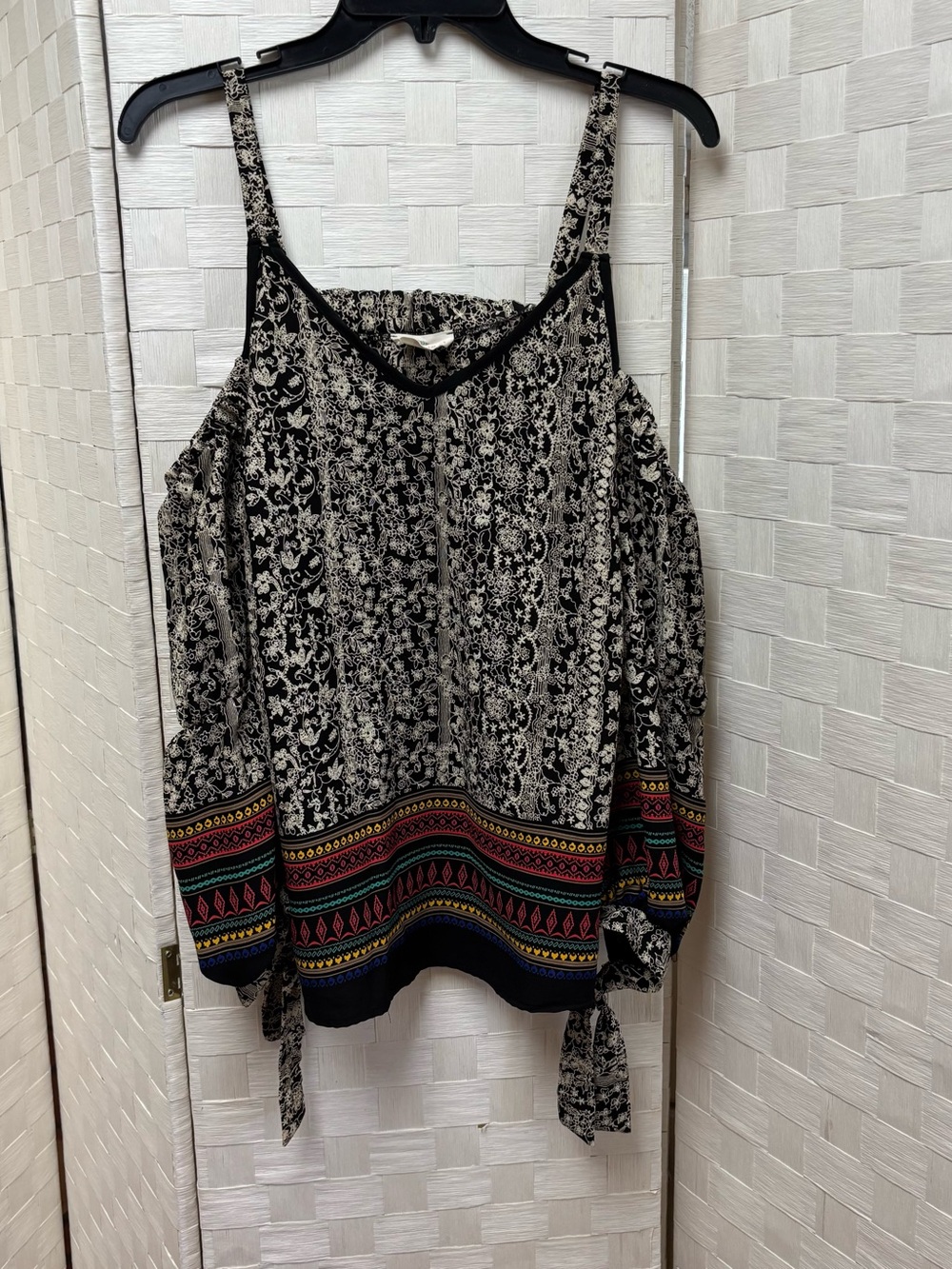 Hummingbird Boho Cold-Shoulder Floral Print Top Small